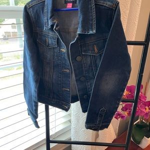 Girls Jean jacket size M.